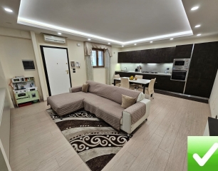 Semi Indipendente Recente Costruzione Con Giardino Gallina