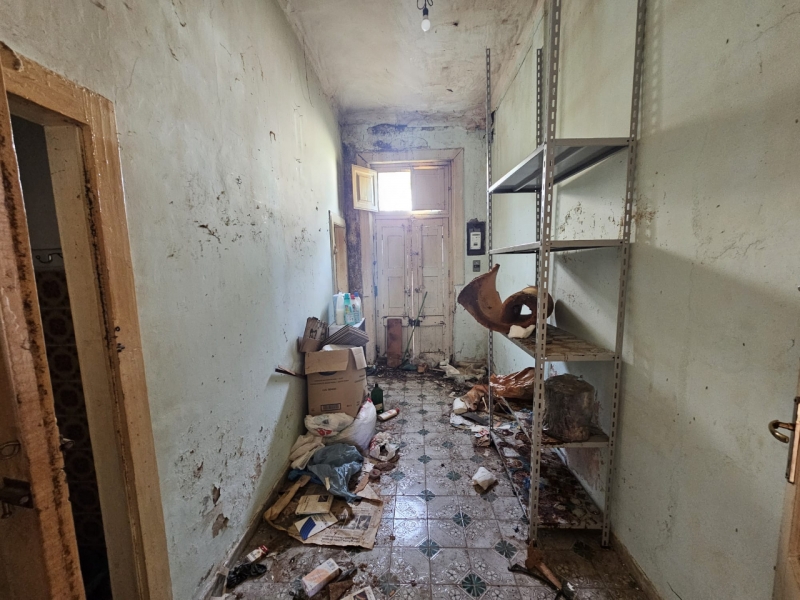 Villa Indipendente Da Ristrutturare Con Progetto Gallina Centro 