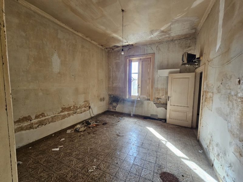 Villa Indipendente Da Ristrutturare Con Progetto Gallina Centro 