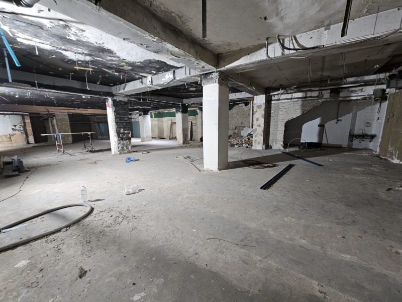 Locale Commerciale 300 Mq Duomo