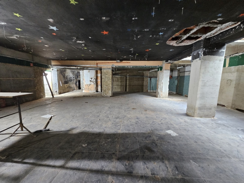 Locale Commerciale 300 Mq Duomo