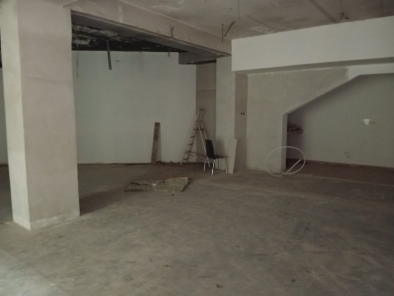 Locale Commerciale 300 Mq Duomo