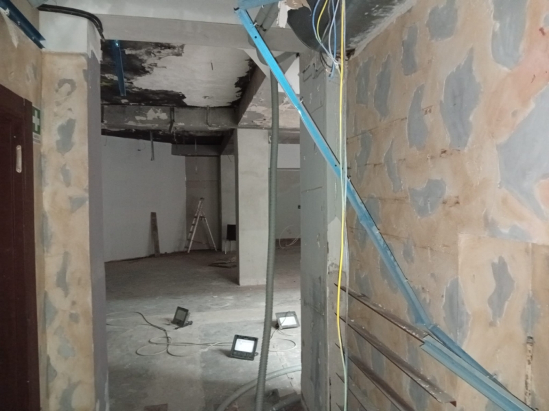 Locale Commerciale 300 Mq Duomo