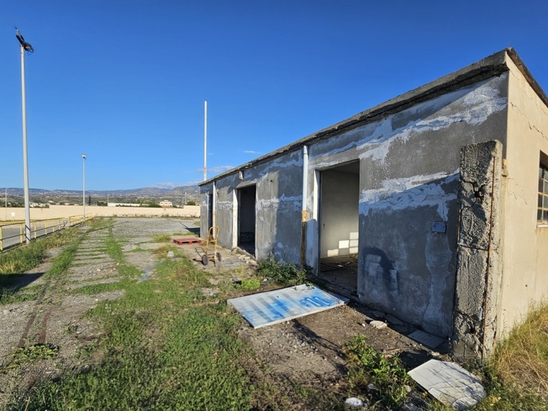  Fabbricati Con Terreno e Piazzale Di 6000 Mq Fronte Mare Pellaro