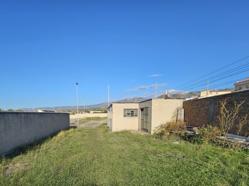  Fabbricati Con Terreno e Piazzale Di 6000 Mq Fronte Mare Pellaro