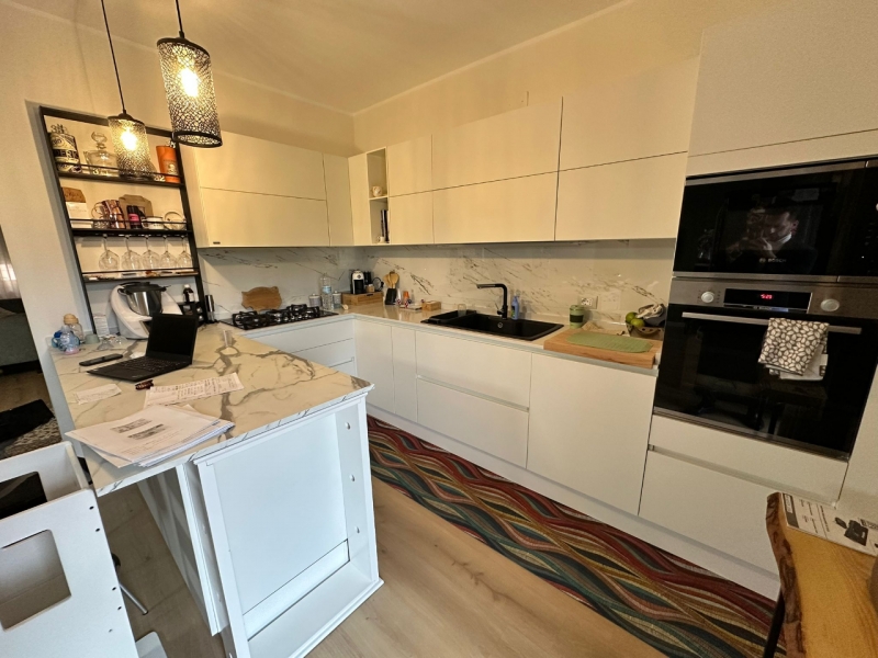 Appartamento Ristrutturato + Posto Auto + Cantina Saracinello