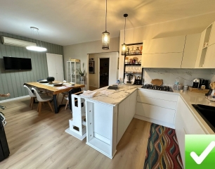 Appartamento Ristrutturato + Posto Auto + Cantina Saracinello