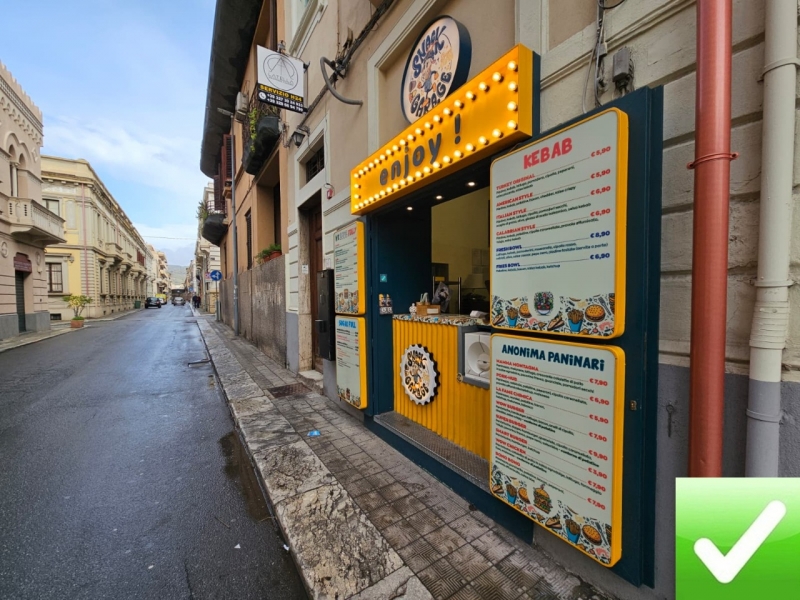 Locale Commerciale + Attività Ben Avviata Centro