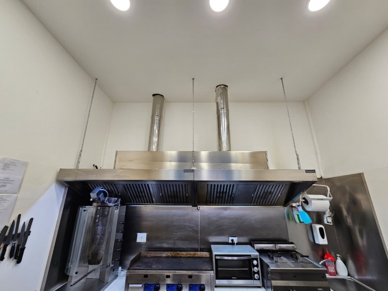 Locale Commerciale + Attività Ben Avviata Centro