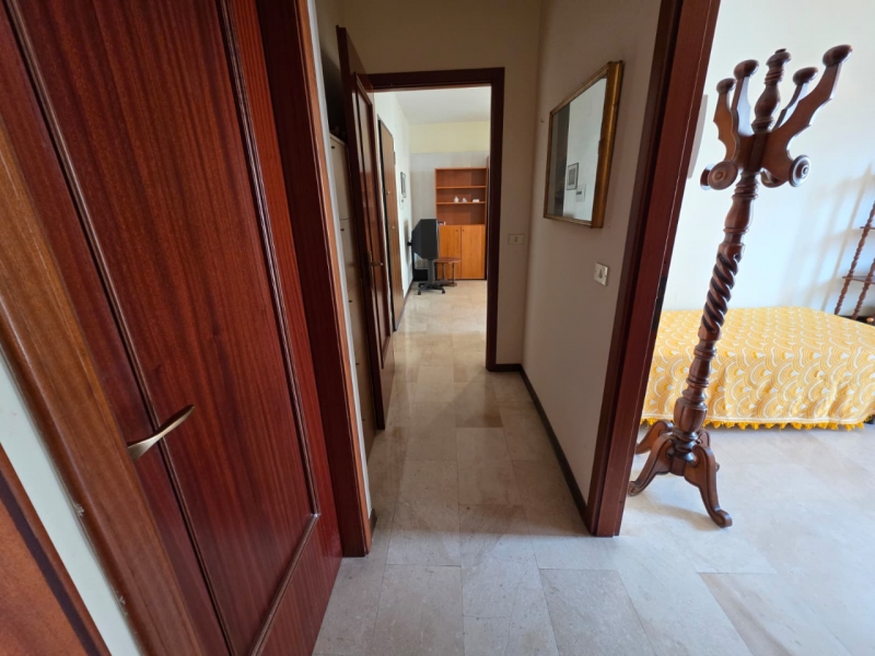 Appartamento Con Posto Auto Modena 70 Mq