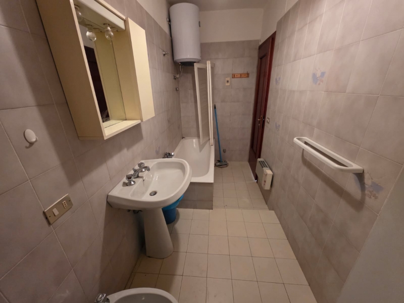 Appartamento Con Posto Auto Modena 70 Mq