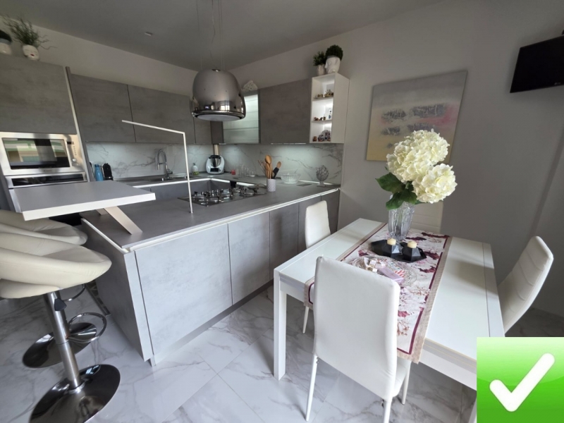 Appartamento Ristrutturato Finemente Rifinito Sant'Antonio 117 Mq