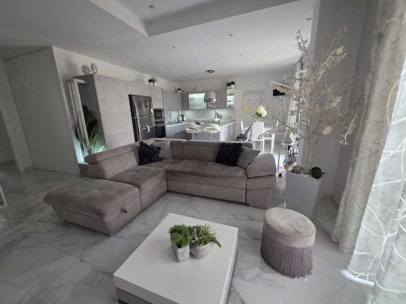 Appartamento Ristrutturato Finemente Rifinito Sant'Antonio 117 Mq