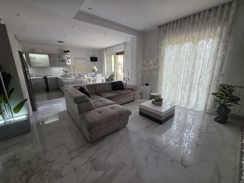 Appartamento Ristrutturato Finemente Rifinito Sant'Antonio 117 Mq