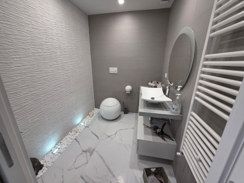 Appartamento Ristrutturato Finemente Rifinito Sant'Antonio 117 Mq