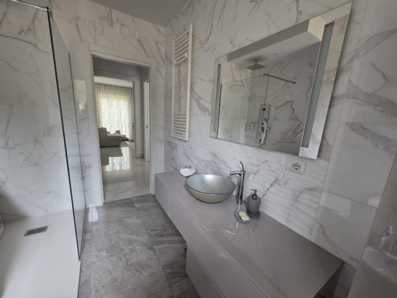 Appartamento Ristrutturato Finemente Rifinito Sant'Antonio 117 Mq