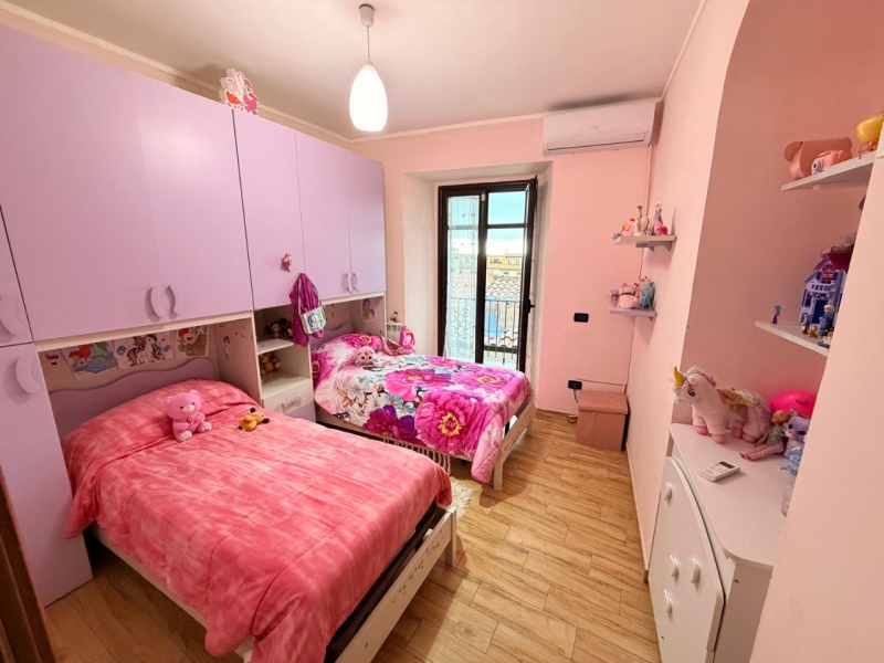 Immobile Su 3 Livelli Melito Porto Salvo