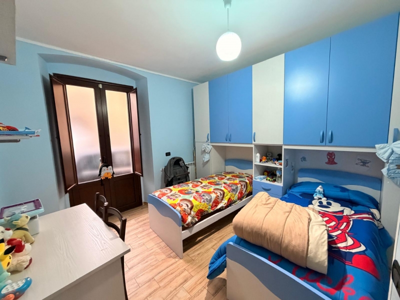 Immobile Su 3 Livelli Melito Porto Salvo