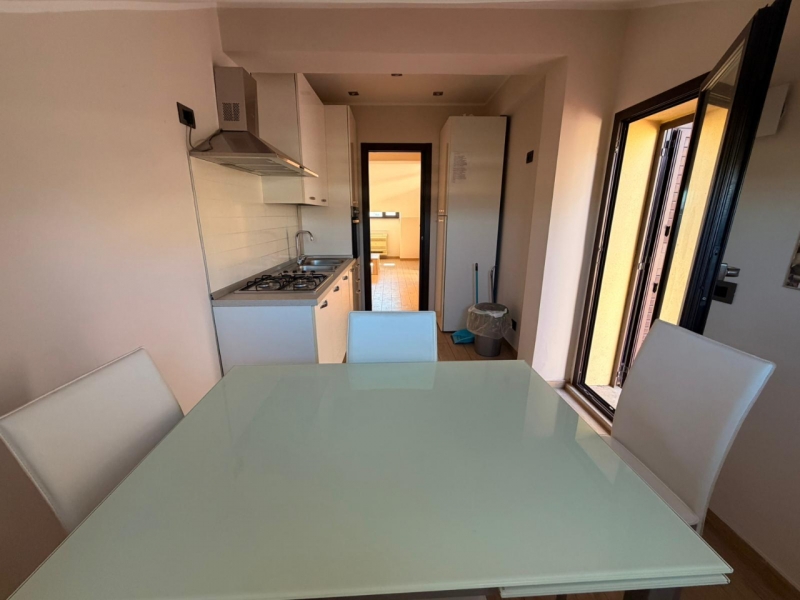 Mansarda Ristrutturata 85 Mq Con Terrazzo Panoramico Centro