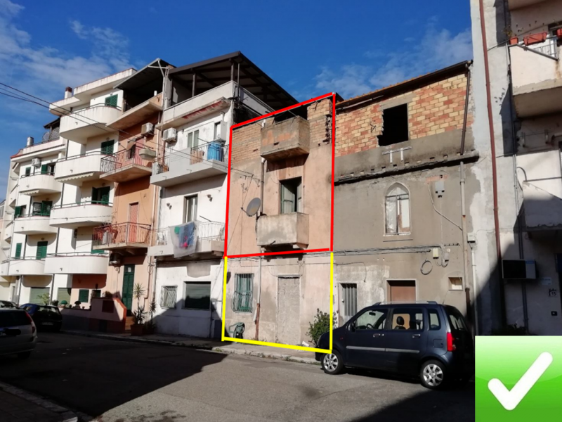 Rudere Pressi Via Galileo Galilei