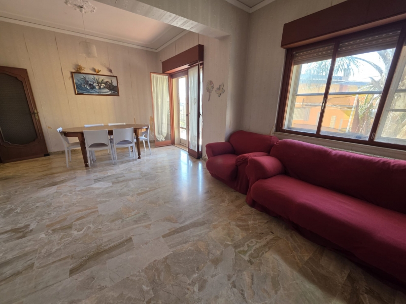 Ampio Appartamento Campo Calabro 165 Mq