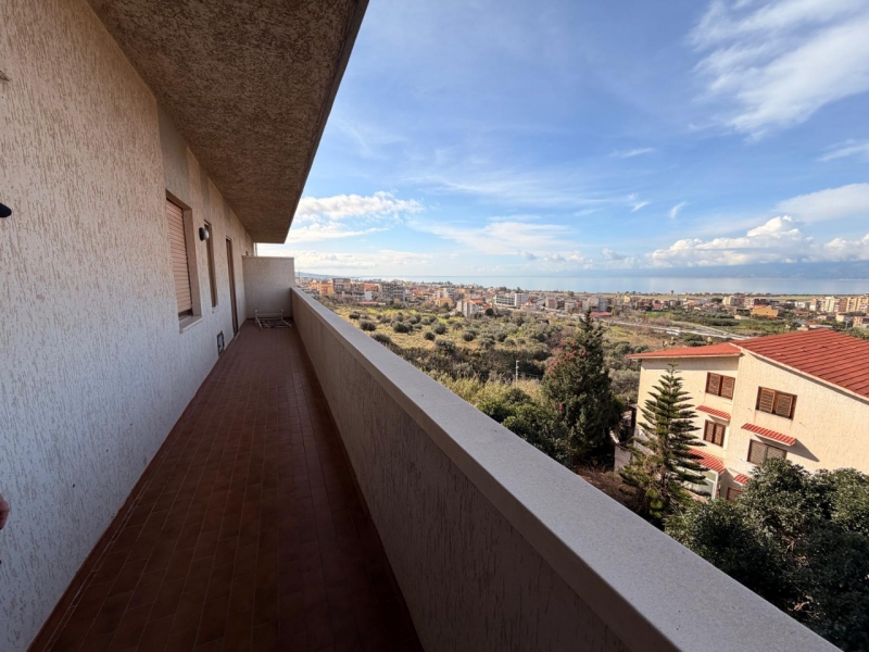 Appartamento Panoramico Saracinello 110 Mq