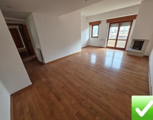 Ampio Appartamento Con Posto Auto Sant'Antonio