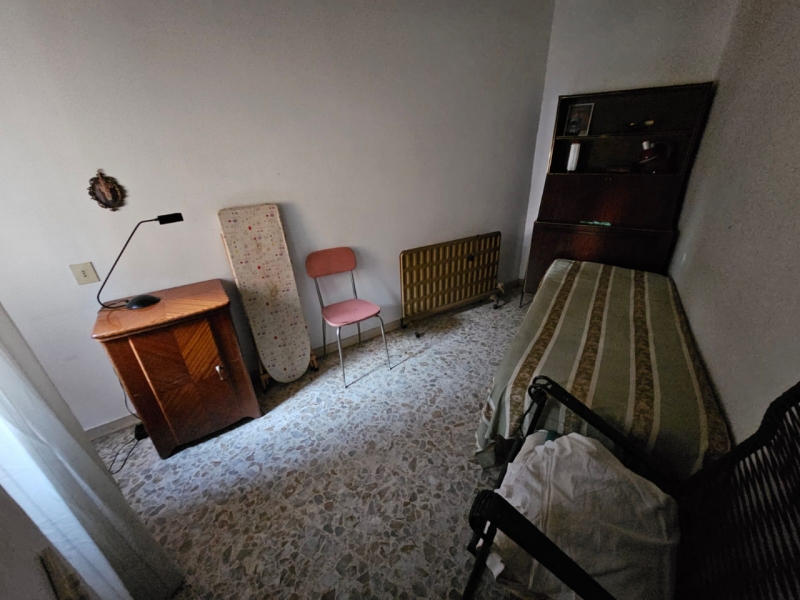 Ampio Appartamento Via Verdirame 226 Mq