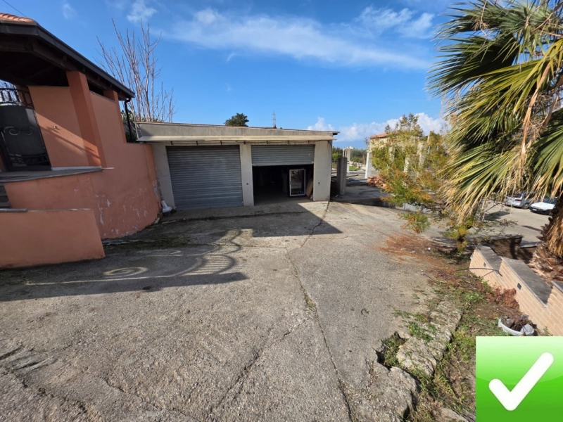 Magazzino Gallina 80 Mq