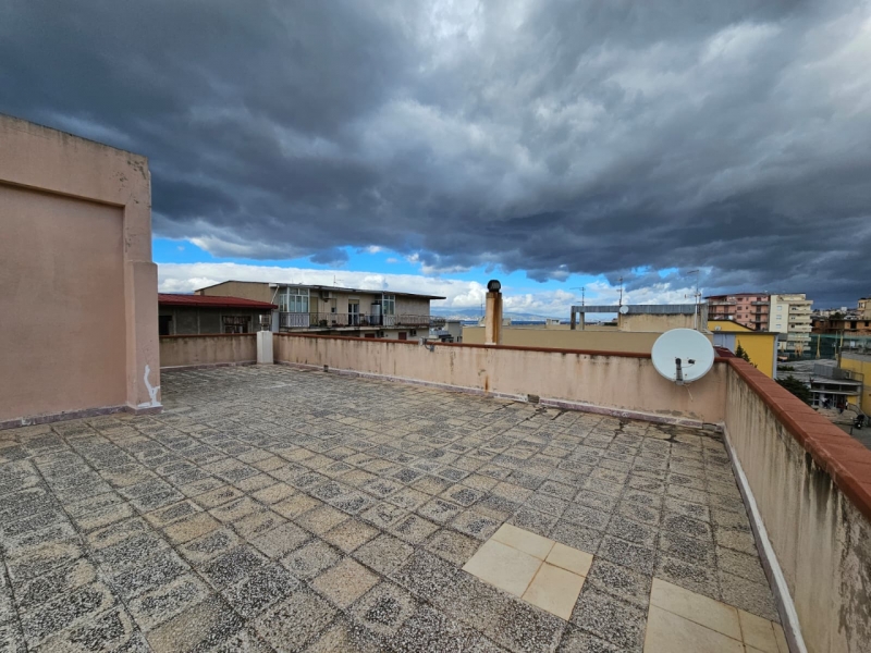 Appartamento Ristrutturato 171 Mq Design Contemporaneo + Cantina 