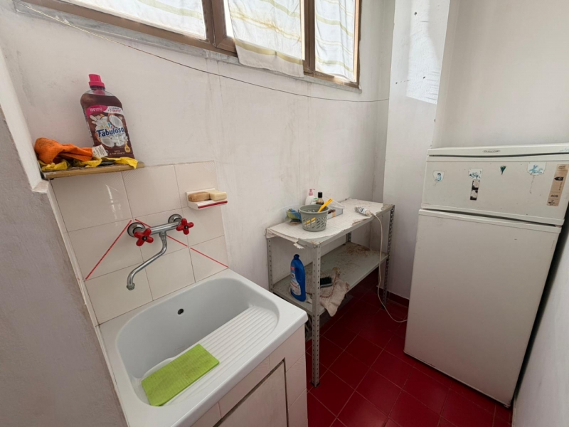 Appartamento Mansardato + Posto Auto + Cantina Via Petrillina