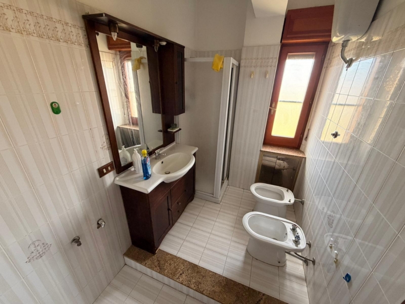 Ampio Appartamento Panoramico Con Posto Auto Mortara