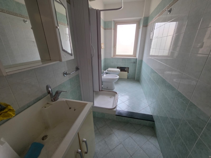 Appartamento Di Recente Costruzione Con Garage e Posto Auto Sbarre 130 Mq