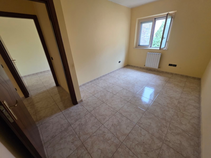 Appartamento Di Recente Costruzione Con Garage e Posto Auto Sbarre 130 Mq