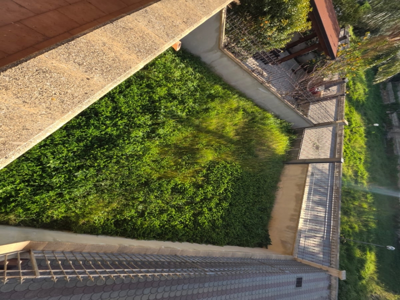 Villa Di Recente Costruzione Da Rifinire + Garage + Giardino Sbarre Inferiori