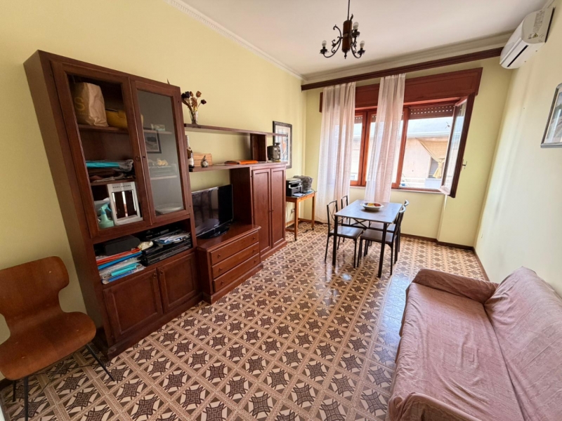 Ampio e Luminoso Appartamento Ristrutturato Villa San Giovanni 158 Mq