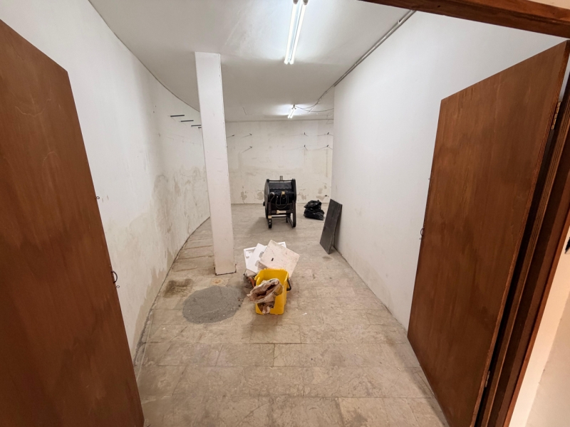 Locale C2 Centro Pressi Ospedale Riuniti