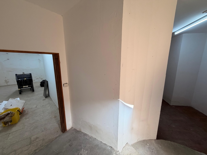 Locale C2 Centro Pressi Ospedale Riuniti