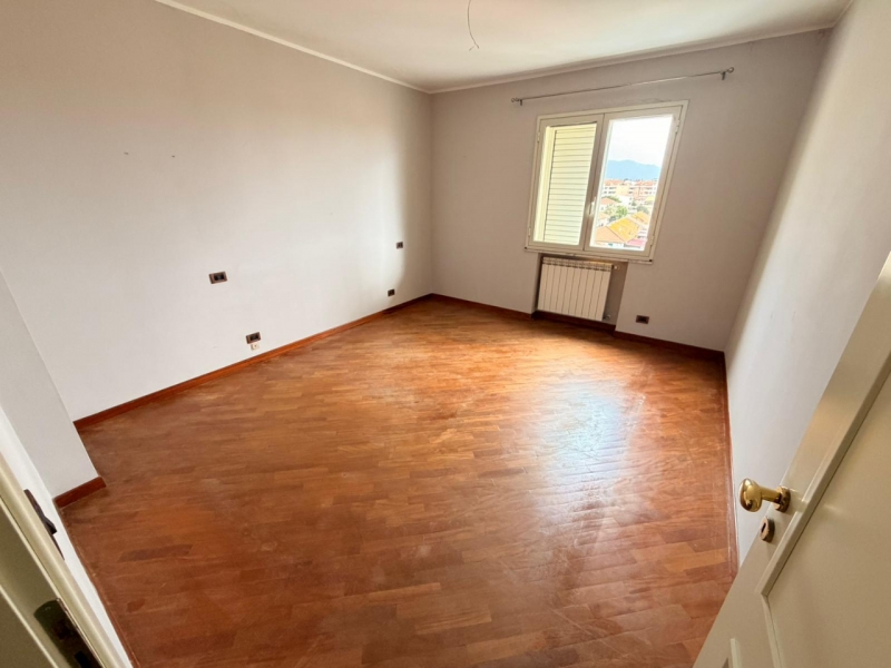 Appartamento Con Posto Auto Catona 105 Mq