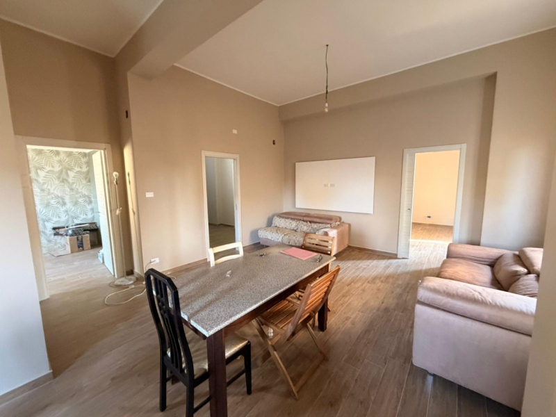 Appartamento Ristrutturato Saracinello 120 Mq