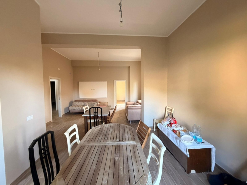 Appartamento Ristrutturato Saracinello 120 Mq