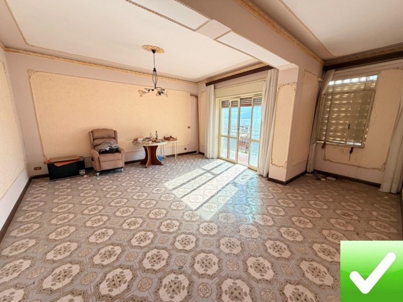 Appartamento Panoramico + Cantina e Posto Auto Villa San Giovanni