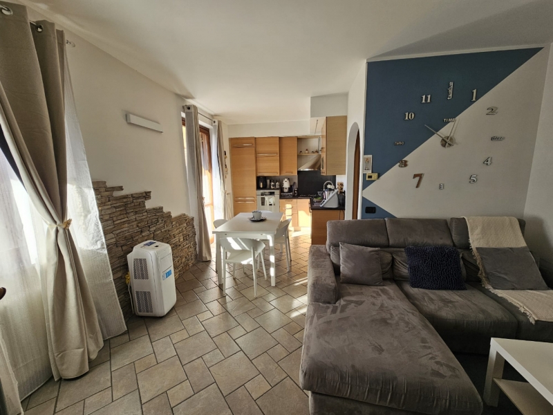 Duplex Mansardato Recente Costruzione + Garage Villa Guardia (Como)