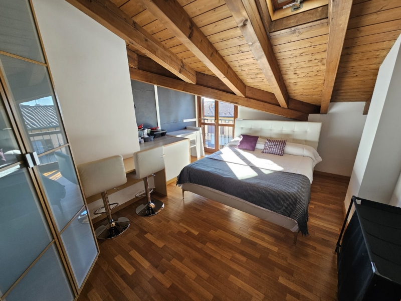 Duplex Mansardato Recente Costruzione + Garage Villa Guardia (Como)