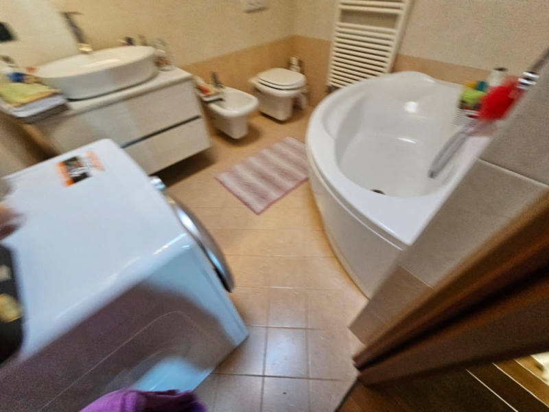 Duplex Mansardato Recente Costruzione + Garage Villa Guardia (Como)