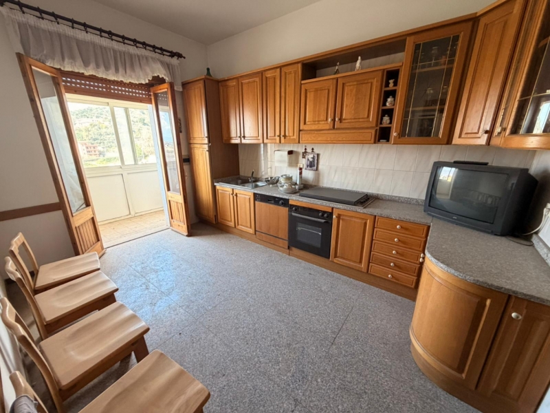 Ampio Appartamento Saracinello 145 Mq