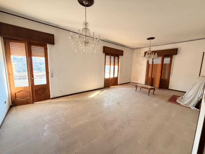 Ampio Appartamento Saracinello 145 Mq