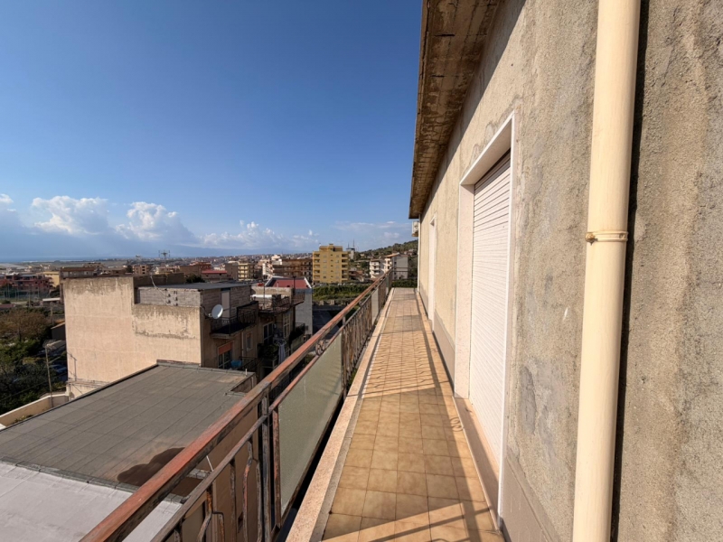 Ampio Appartamento Saracinello 145 Mq