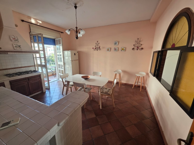 Appartamento Arredato Via Galvani 100 Mq