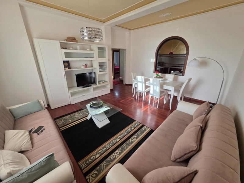 Appartamento Arredato Via Galvani 100 Mq